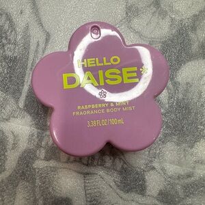 Daise- Raspberry & Mint Fragrance Body Mist - Purple